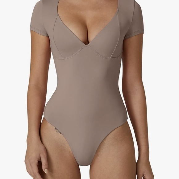 Tops - Pink Short Sleeve Bodysuit